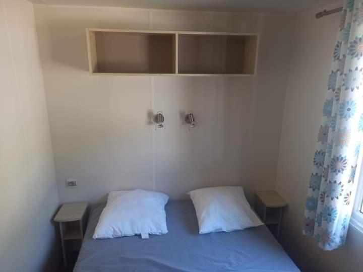 Hotel Famille Peeters Camiers Exterior foto