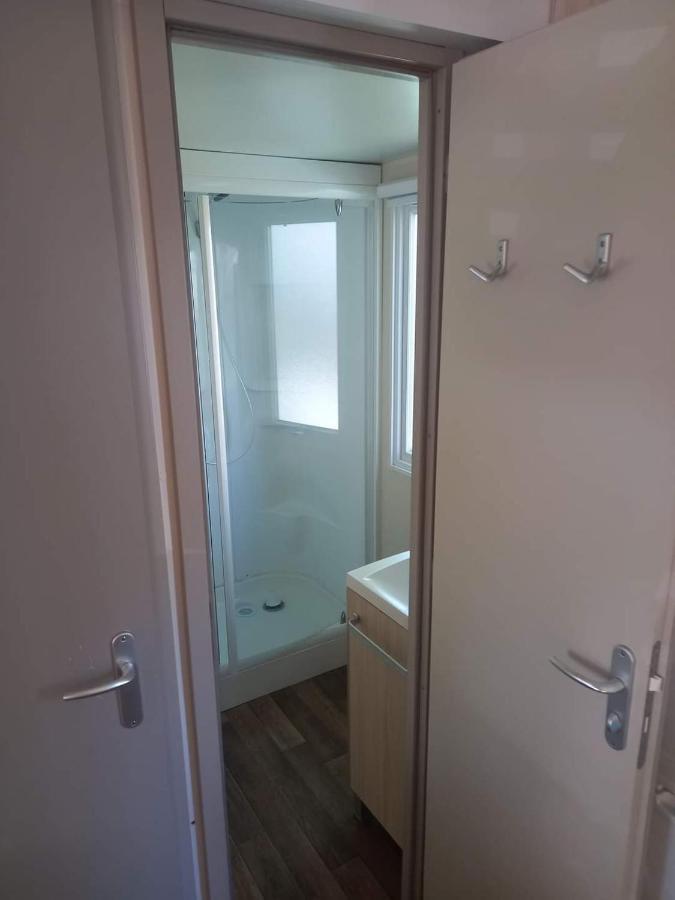 Hotel Famille Peeters Camiers Exterior foto